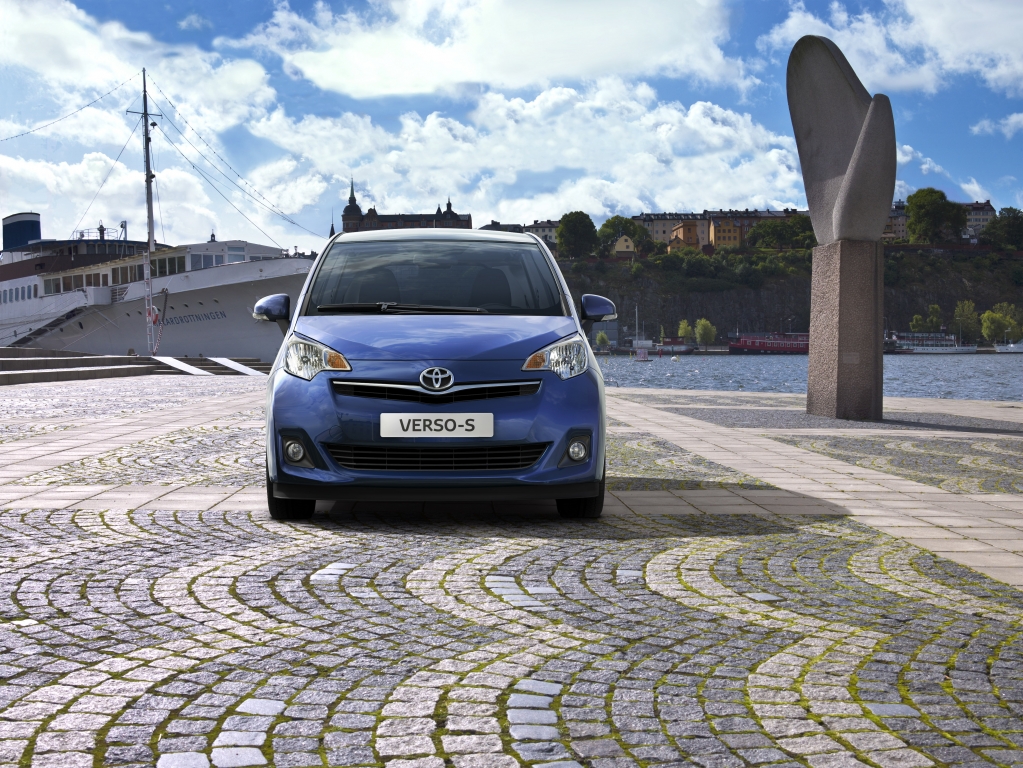 Toyota Verso S: Pro Familia