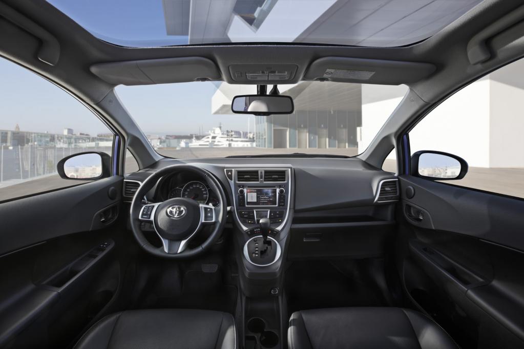 Toyota Verso S: Pro Familia