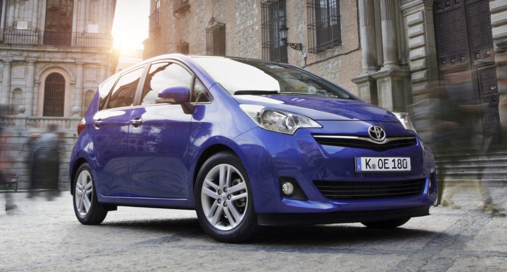 Toyota Verso S: Pro Familia