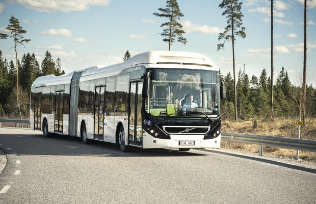 Volvo Busse: Modellgepflegte Reisebusse und Euro 6-Motoren
