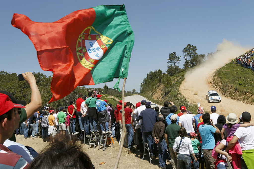 WRC 2013: Volkswagen schafft den Hattrick