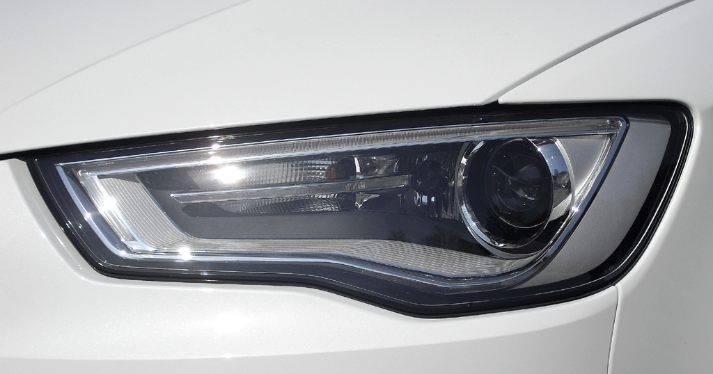 Audi A3: Moderne Leuchteinheit vorn.