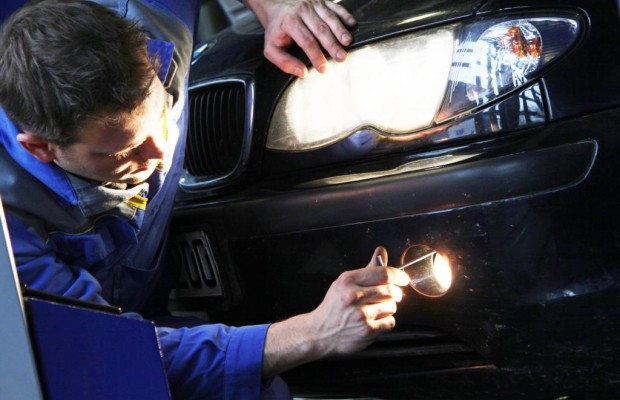 Auto-Werterhalt in Eigenregie - Geschickt getupft ist halb entrostet