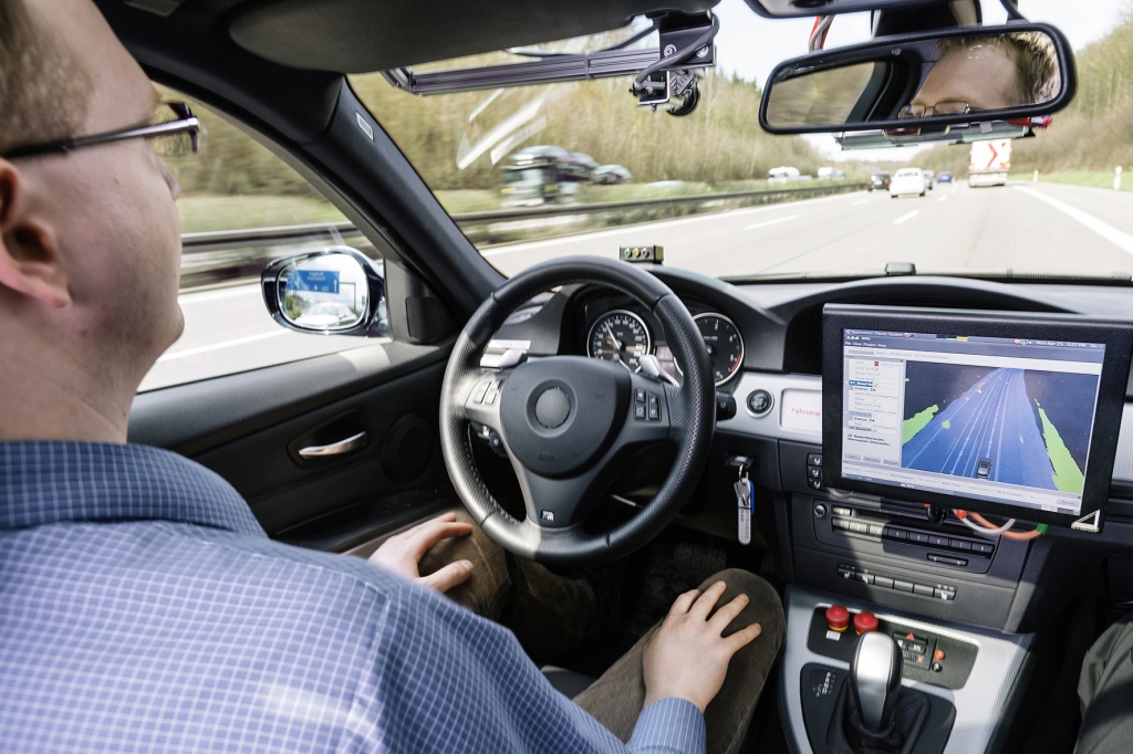 Automatisiertes Fahren: Die Tester rollen auf die Autobahn
