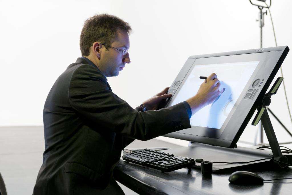 Denn der „Sergio“ ist der erste Pininfarina, dessen Form komplett am Computer entstanden ist
