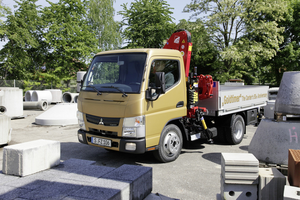 Der Fuso Canter auf der Nürnberger Messe Stone+Tec