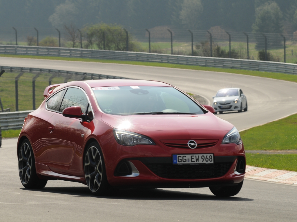 Der stärkste Astra aller Zeiten – Opel ist zurück im Motorsport