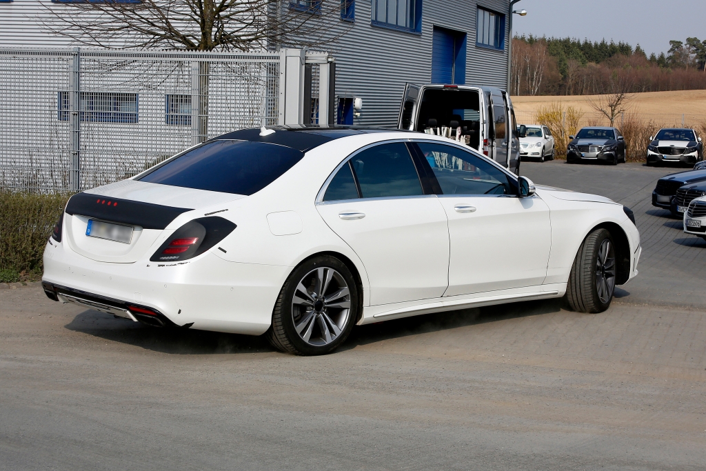 Erwischt: Erlkönig Mercedes S-Klasse – Fahren wie von Geisterhand
