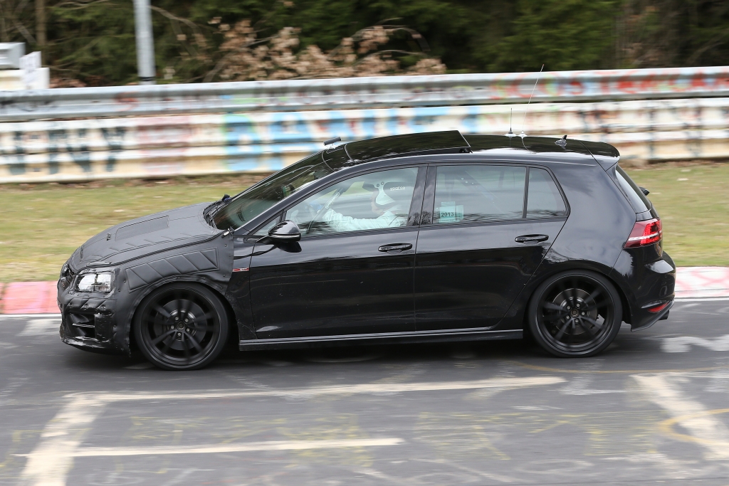 Erwischt: VW Golf VII R – Kraft hoch 7