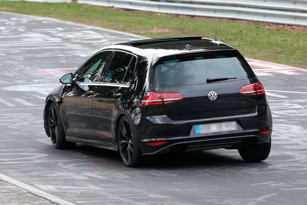 Erwischt: VW Golf VII R – Kraft hoch 7