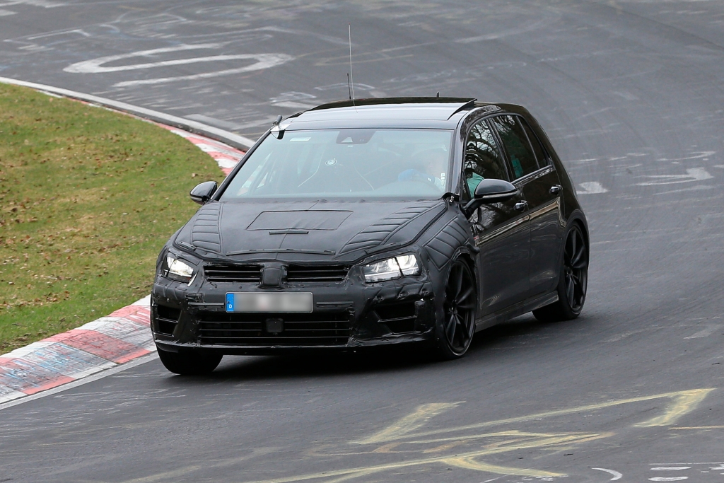 Erwischt: VW Golf VII R – Kraft hoch 7
