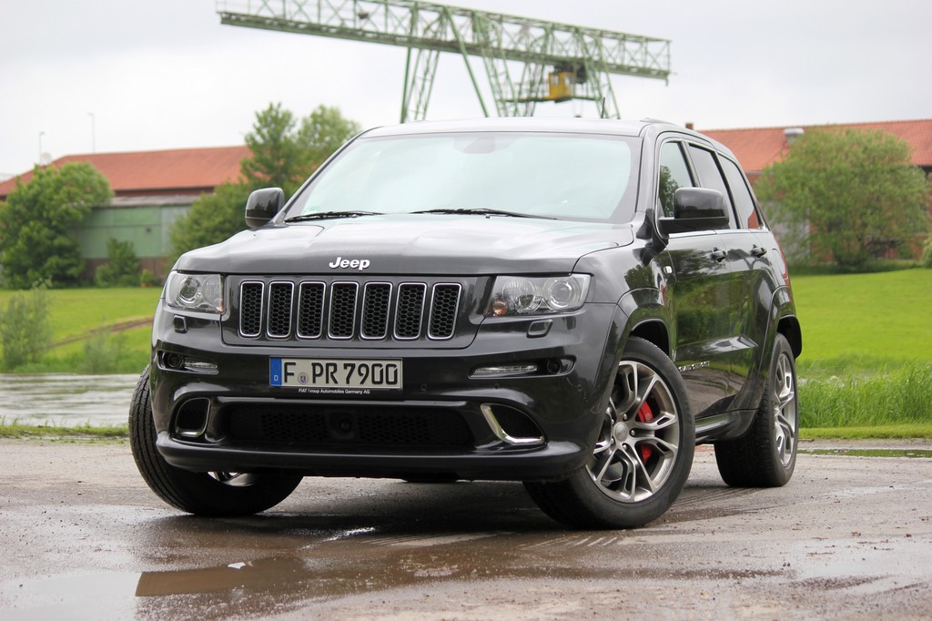 Fahrbericht Jeep Grand Cherokee SRT8: Machos Liebling