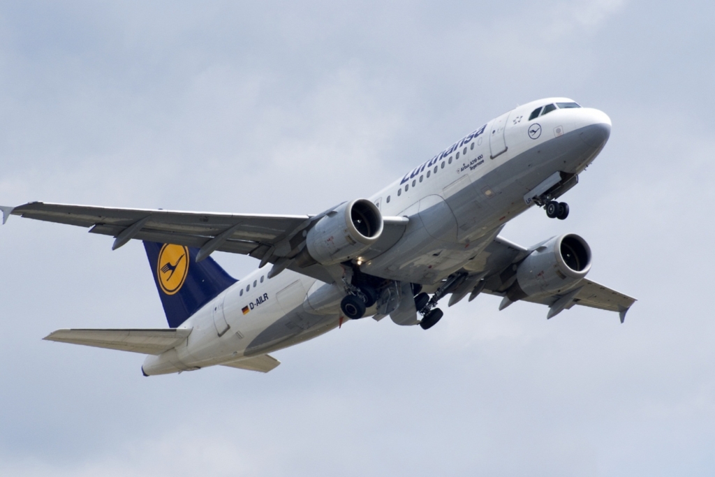 Flugverkehr in Deutschland - Eine halbe Million weniger hebt ab