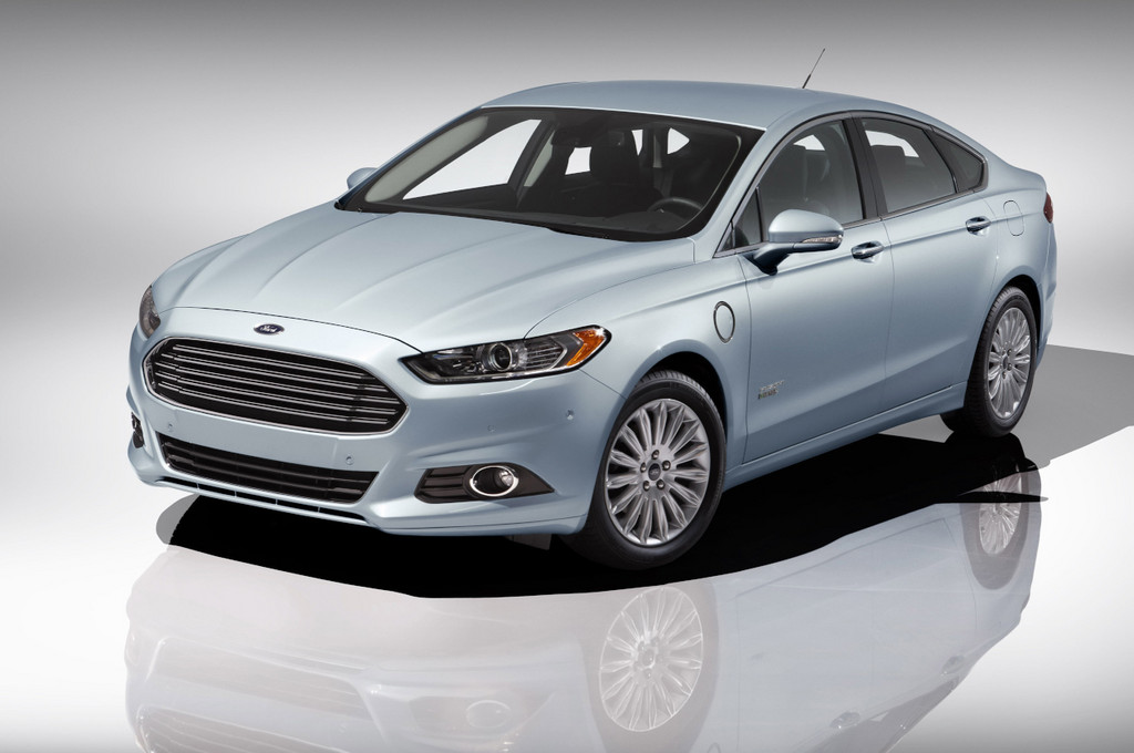 Ford Fusion holt die höchsten US-Sicherheitsauszeichnungen