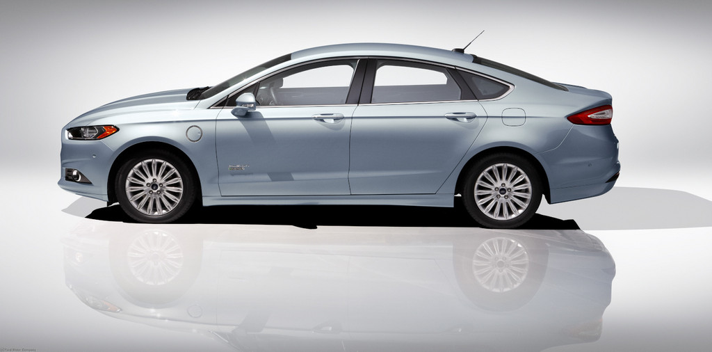 Ford Fusion holt die höchsten US-Sicherheitsauszeichnungen