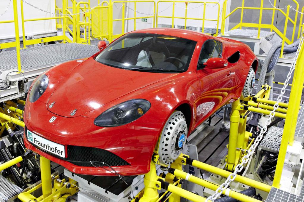 Ganzheitliches Elektroauto von Fraunhofer LBF