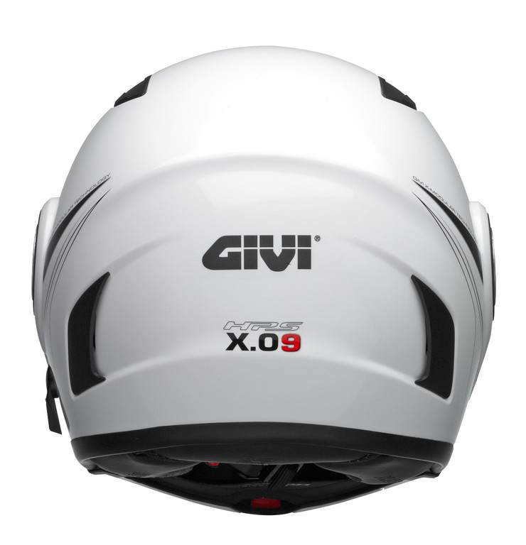 Givi bietet weiteren Crossoverhelm an