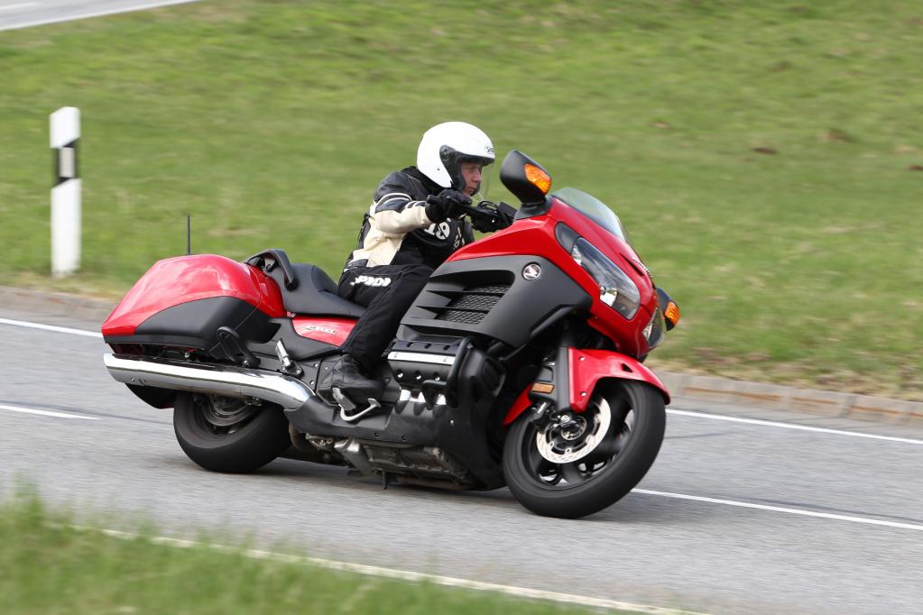 Honda F6B: 