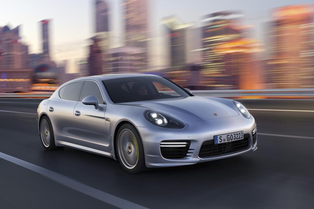 Immer mehr Millionäre in China - Lust auf Luxusautos