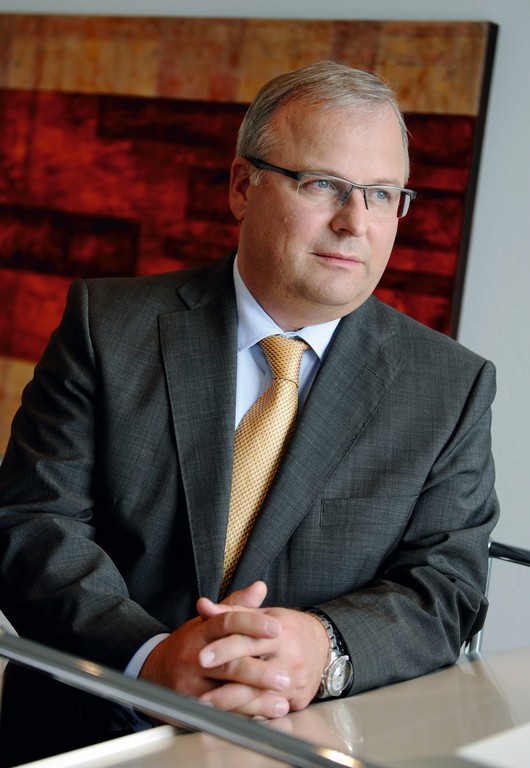 Interview: Hubert Waltl zur Produktionsstrategie für den Golf