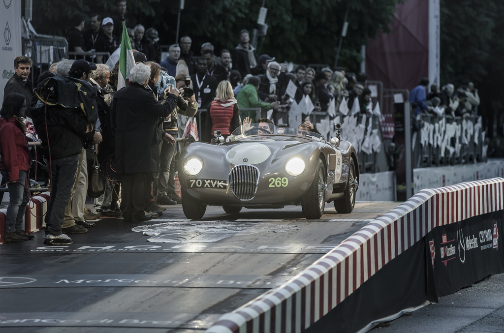 Jaguar zeigt Mille-Miglia-Momente auf Youtube