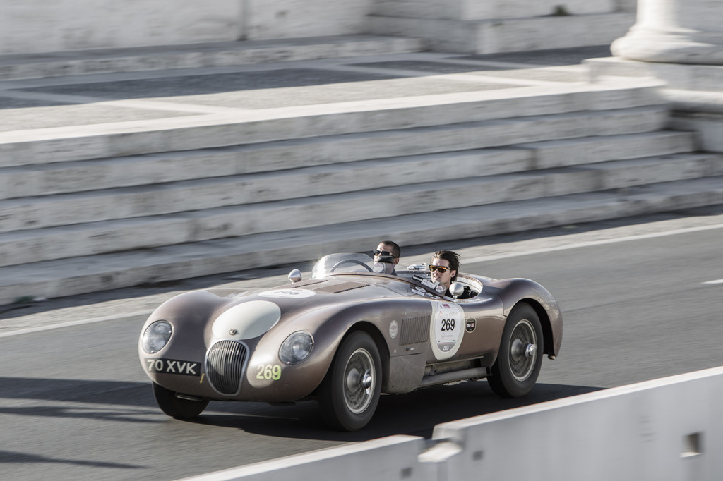 Jaguar zeigt Mille-Miglia-Momente auf Youtube