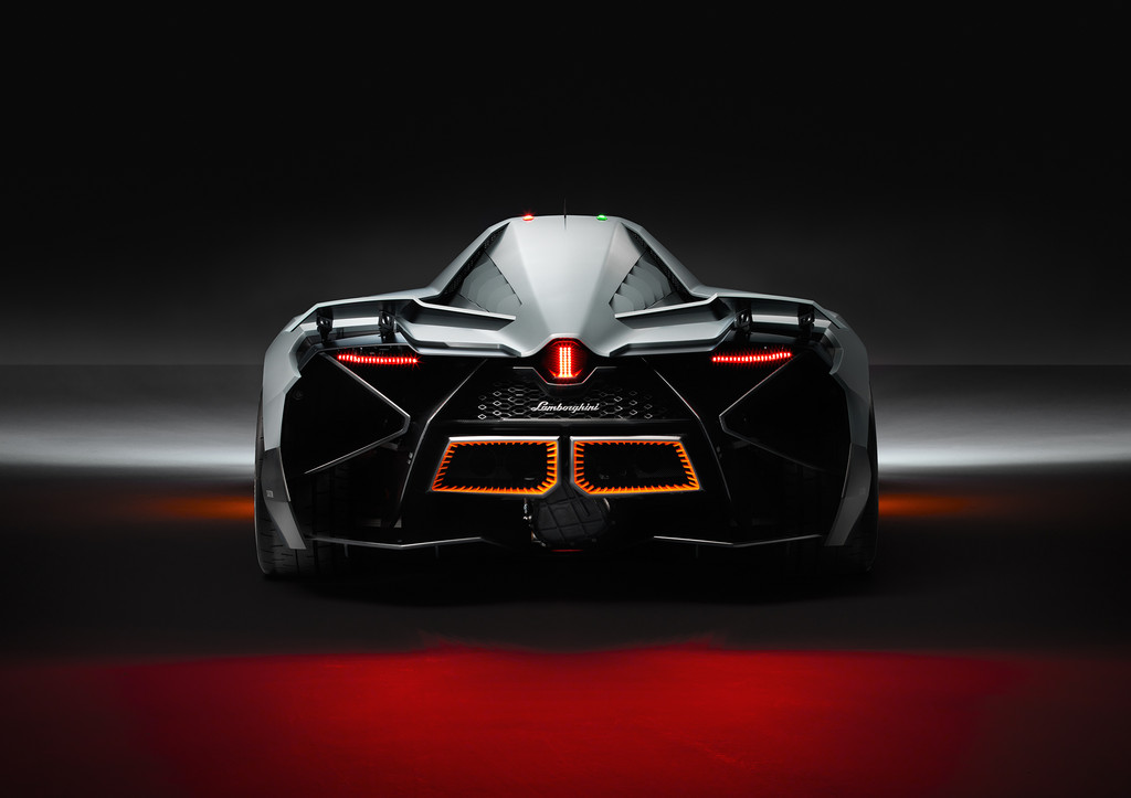 Lamborghini Egoista: Ein Flugzeug auf vier Rädern