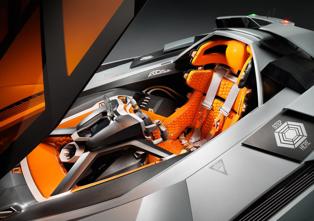 Lamborghini Egoista: Ein Flugzeug auf vier Rädern