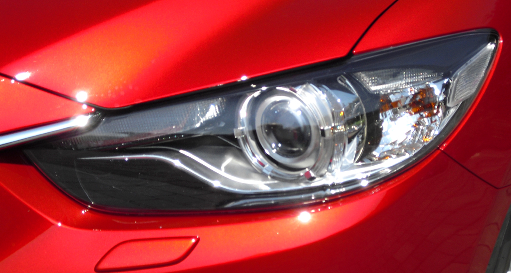 Mazda6: Moderne Leuchteinheit vorn.