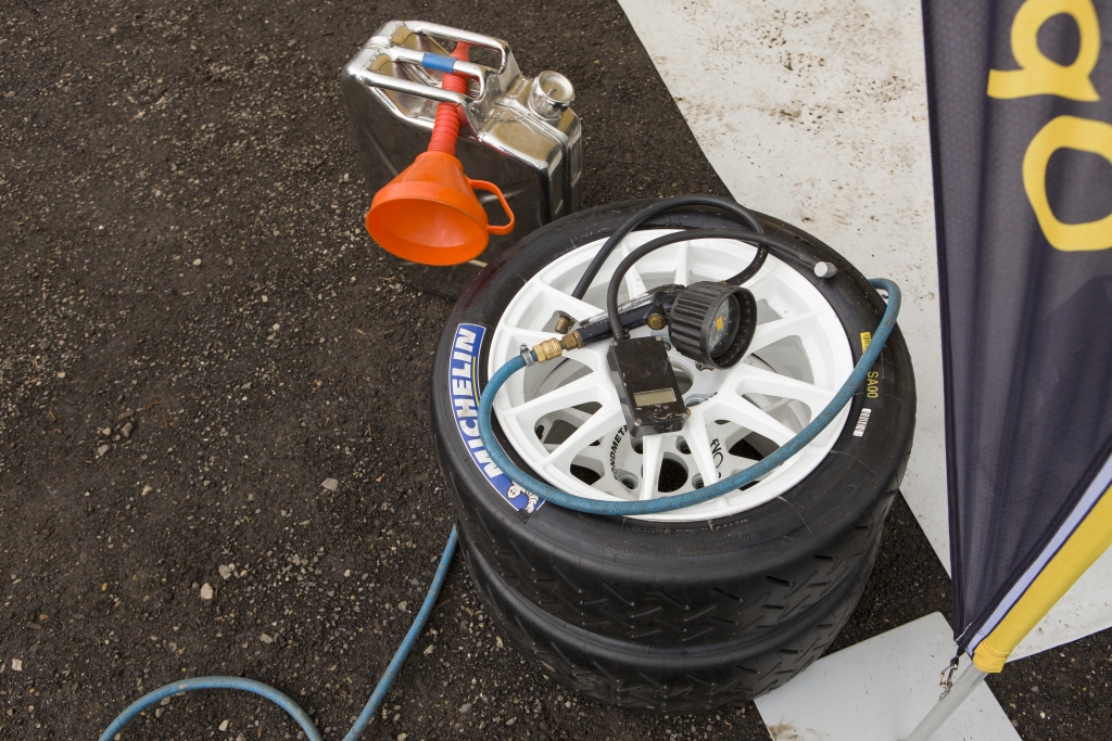 Mit dem Opel Adam »Cup« auf die Piste – Die Gier nach Kurven