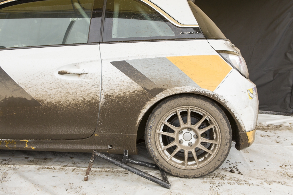 Mit dem Opel Adam »Cup« auf die Piste – Die Gier nach Kurven