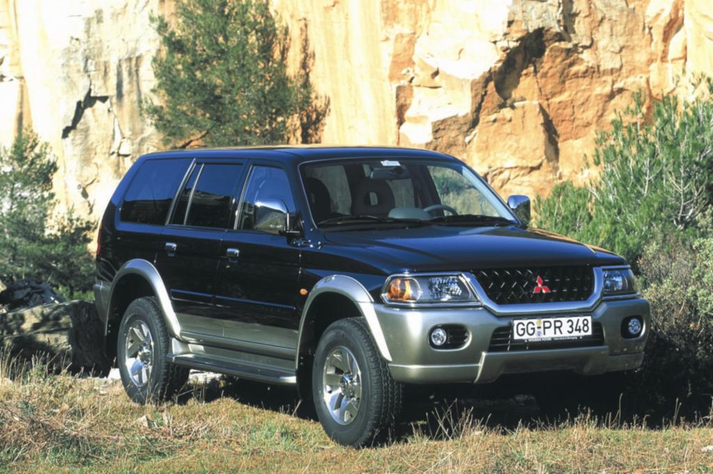 Mitsubishi Pajero Sport ab 200