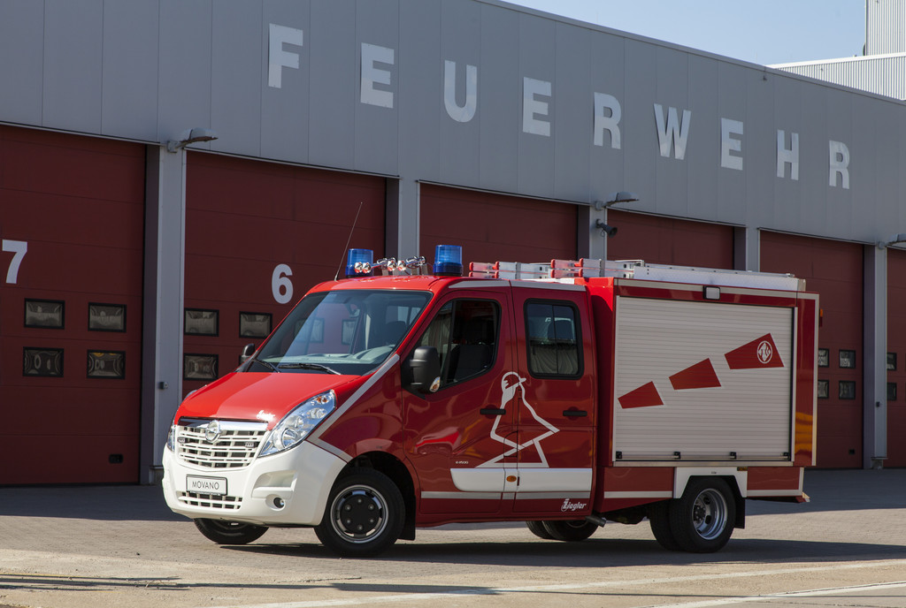 Opel zeigt den Adam für die Feuerwehr