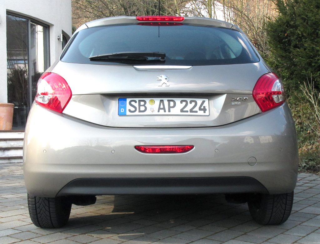 Peugeot 208: Blick auf die Heckpartie. 