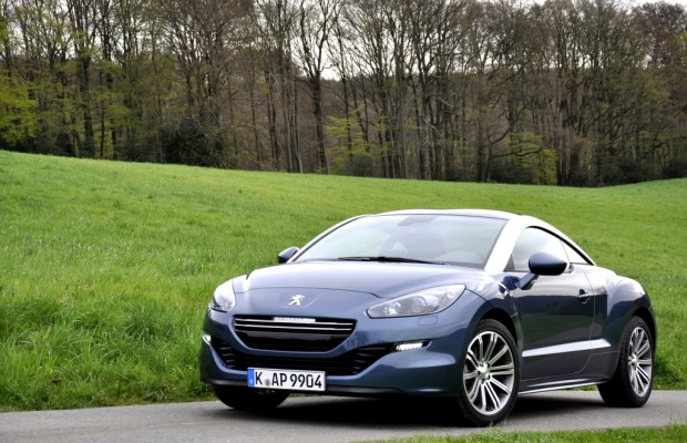Peugeot RCZ: Sportcoupe startet modellgepflegt in zweite Runde