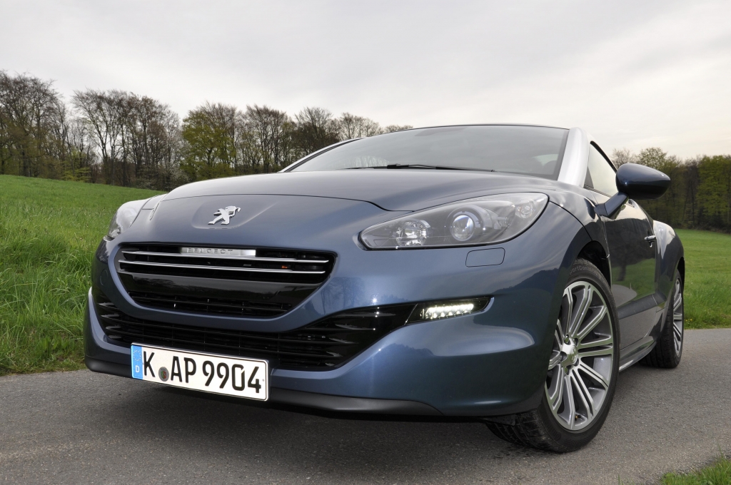 Peugeot RCZ: Sportcoupe startet modellgepflegt in zweite Runde