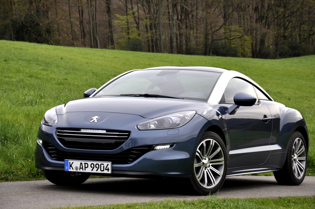 Peugeot RCZ: Sportcoupe startet modellgepflegt in zweite Runde