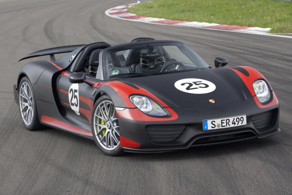 Porsche: Hybridantriebe für Höchstleistungen