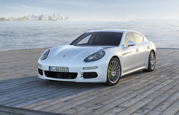 Porsche-Zentren für Plug-in-Hybride überprüft