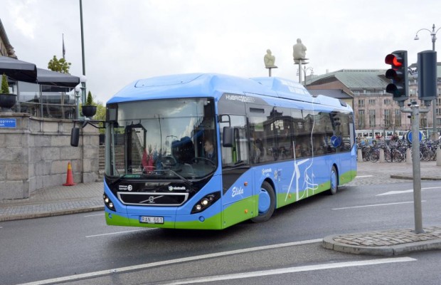 Praxisversuch mit Plug-in-Hybridbusse von Volvo