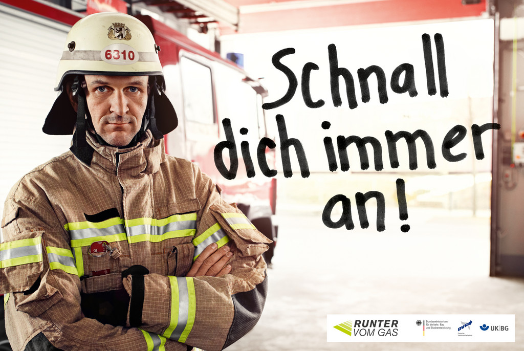 Runter vom Gas: Lebensretter geben Plakaten ihr Gesicht