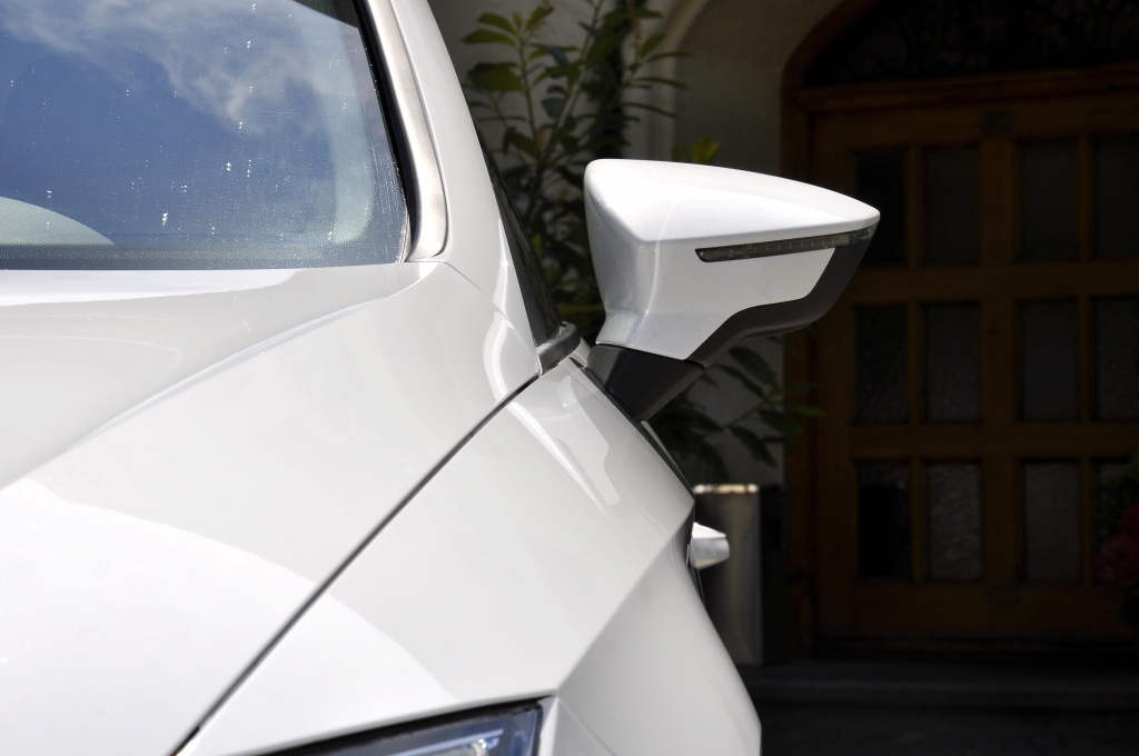 Seat Leon SC: Dynamisches Sport Coupé mit eigenständigem Design
