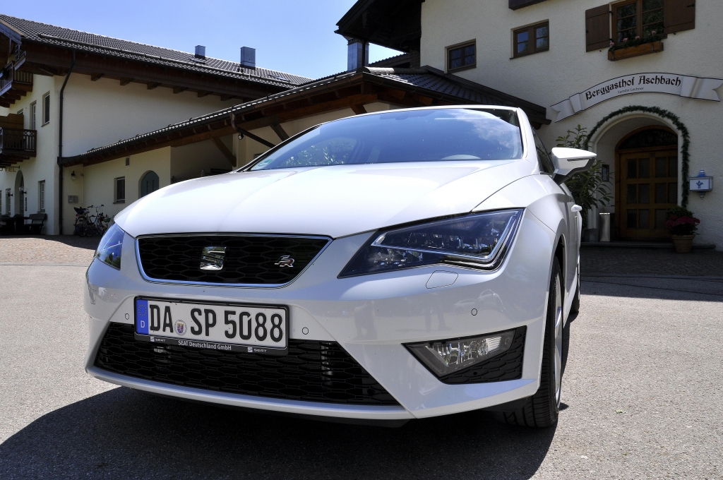 Seat Leon SC: Dynamisches Sport Coupé mit eigenständigem Design