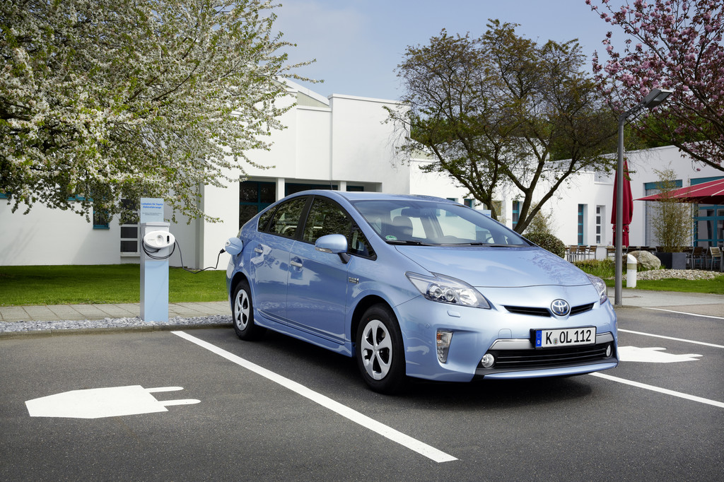 Strom-Parkplätze bei Toyota Deutschland