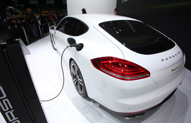 TÜV Rheinland macht Elektro-Audit bei Porsche