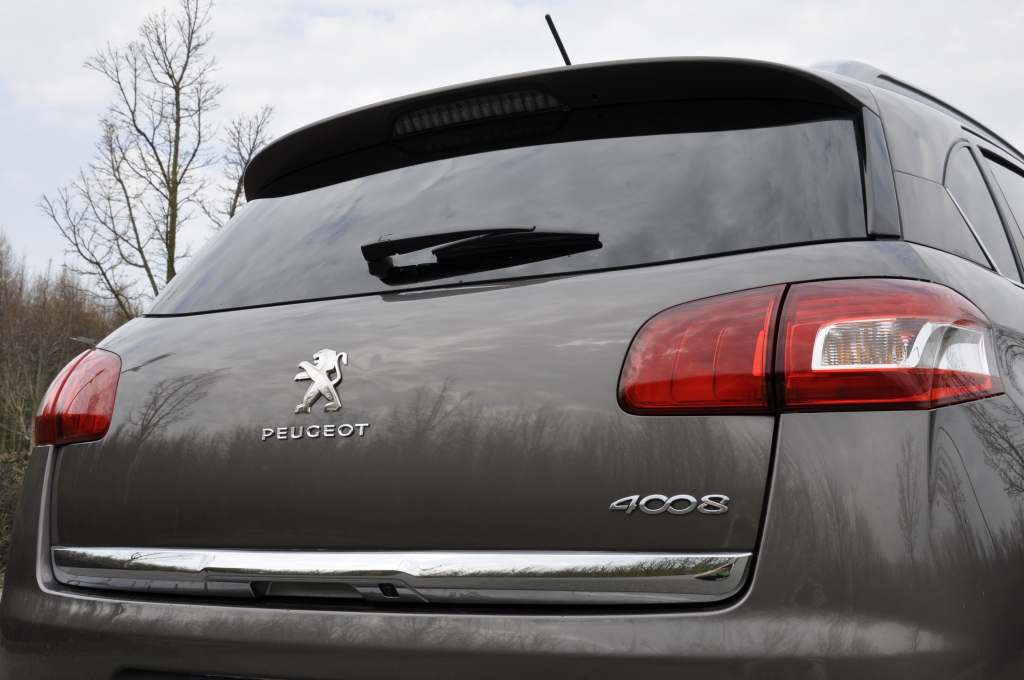 Test Peugeot 4008 – Exklusiver Kopfverdreher mit Schönheitsfleck