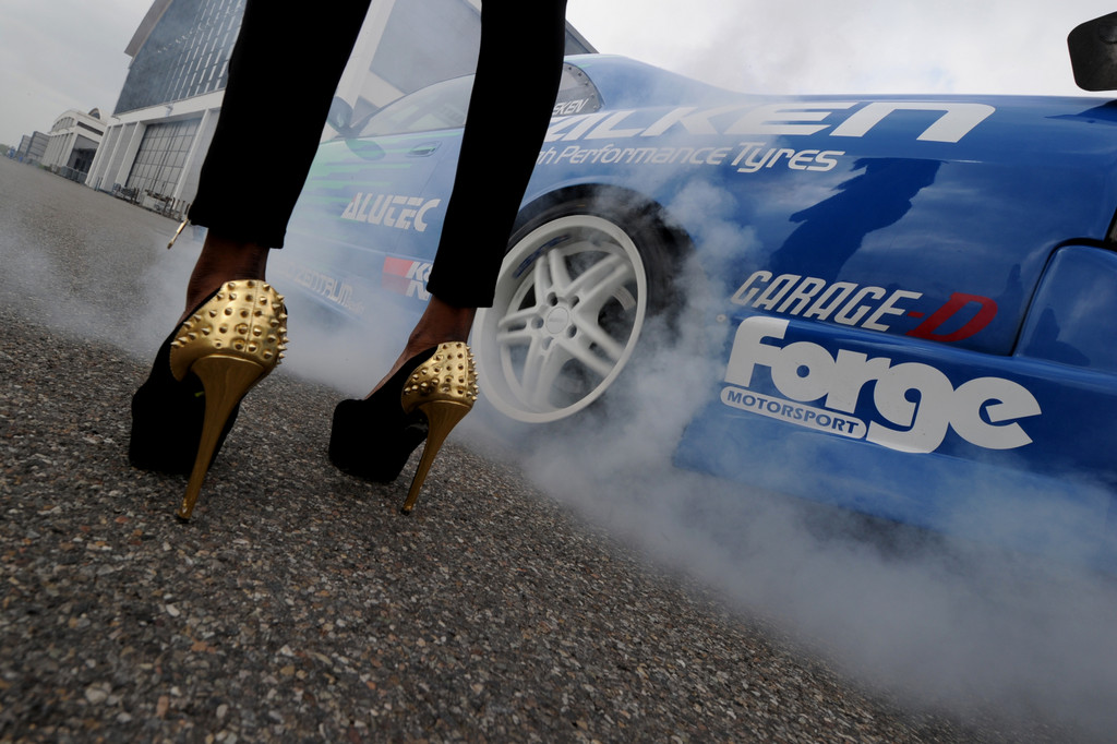 Tuning World 2013: Autos, Drifts und Damen