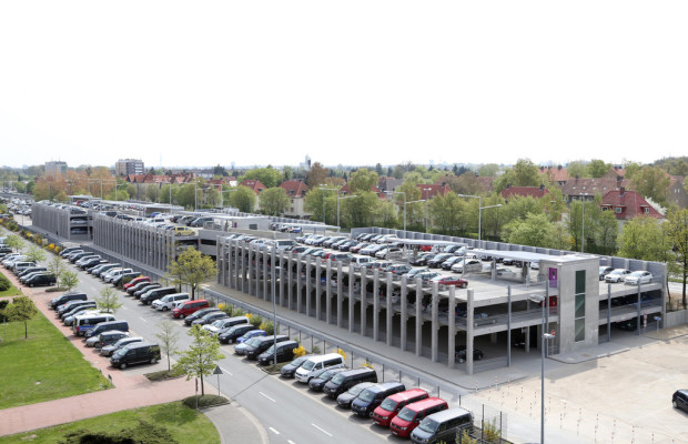 Volkswagen eröffnet neues Parkhaus am Standort Hannover