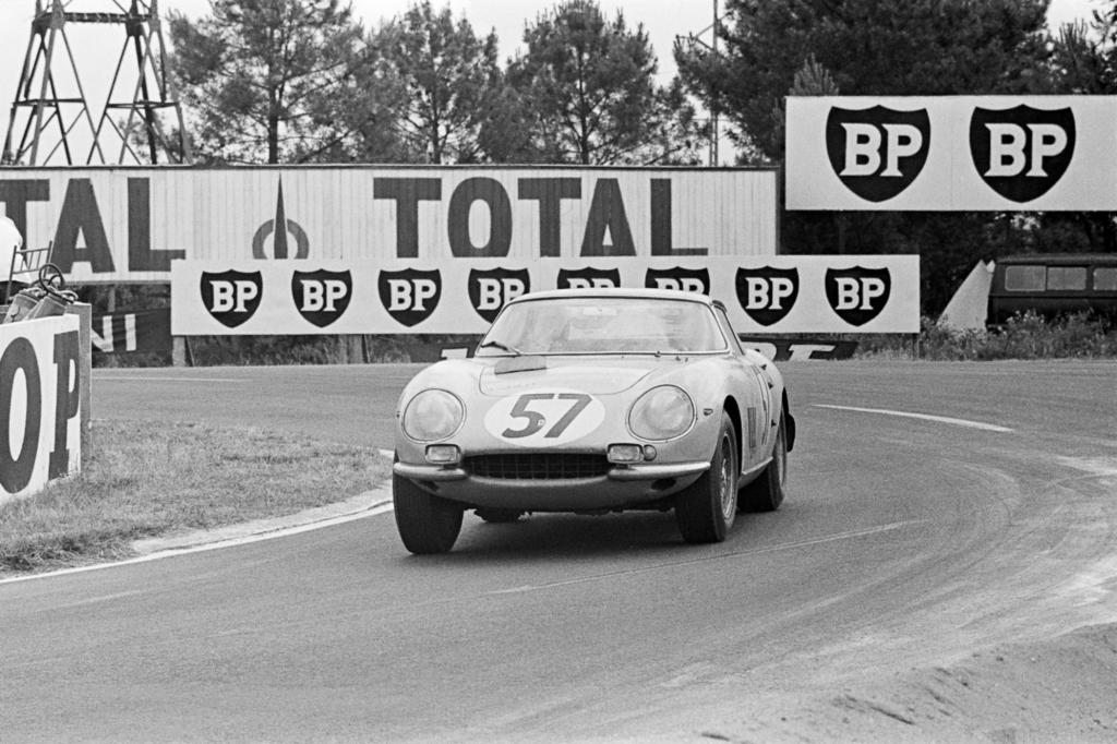 Vom Ferrari 275 GTB Competizione wurden nur zwölf Stück gebaut