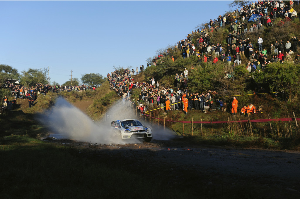WRC 2013: Loeb holt nach Führungs-Krimi Argentiniensieg